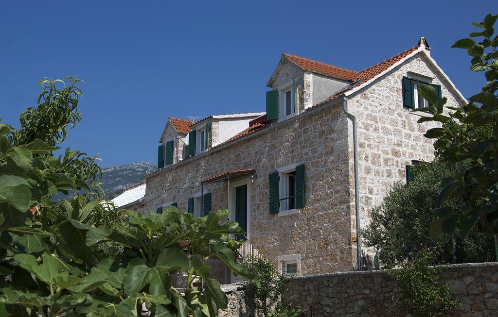 Apartments Obala Bol Buitenkant foto